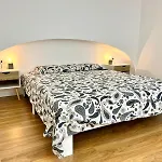 Apartment Andrea's 12 *