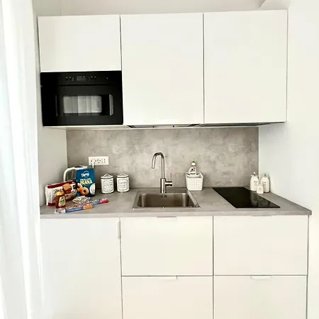 Andrea's 12 Appartement *